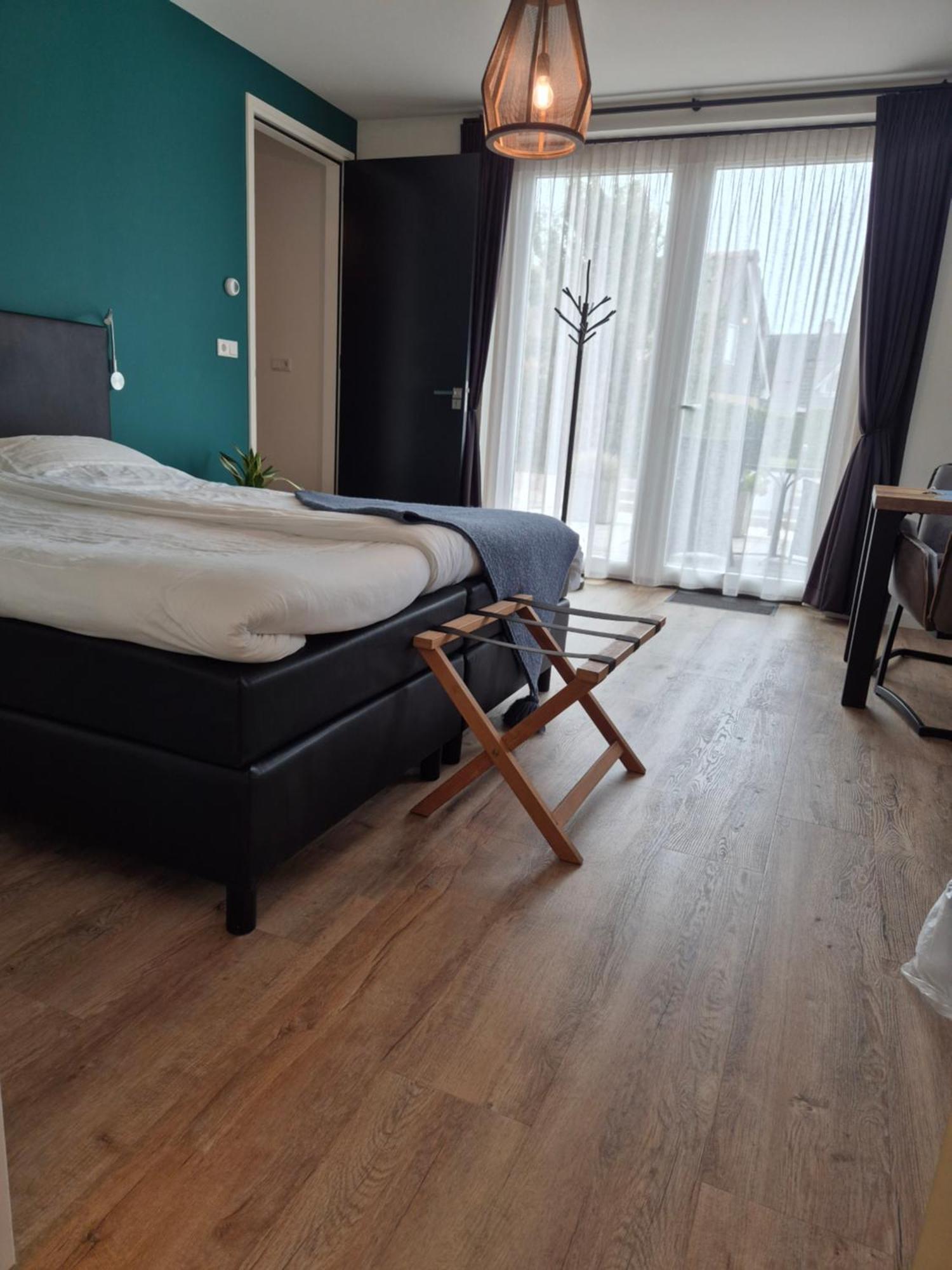 Bed and Breakfast Bnb Westerduinen, De Bollekamer De Koog  Exterior foto
